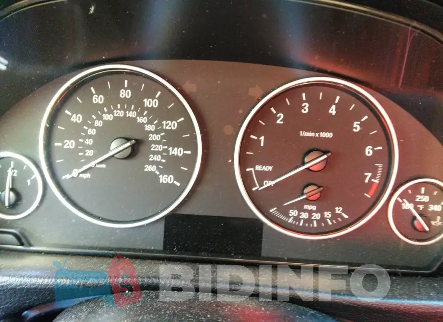 WBA3A5G50FNS84182 Photo# 16