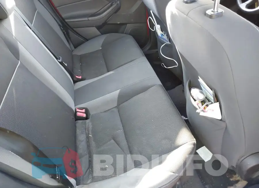 1FADP3F2XEL133092 Photo# 8