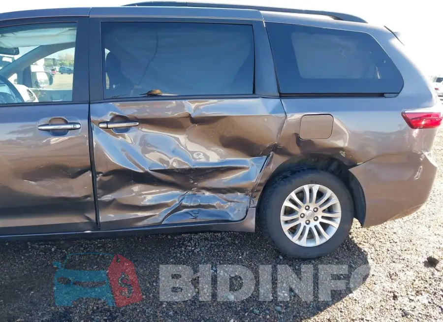 5TDYZ3DC0HS831621 Photo# 6