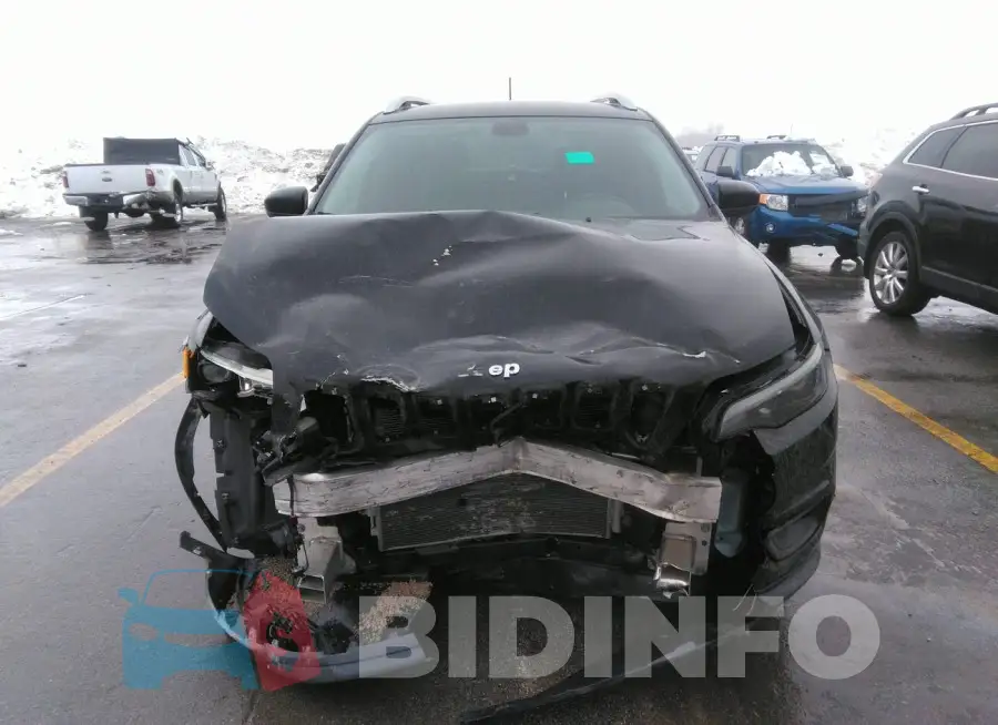 1C4PJLCB5KD176807 Photo# 13