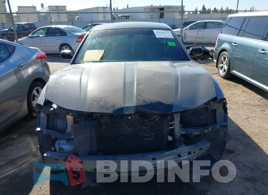 2C3CDXCT5HH581202 Photo# 13
