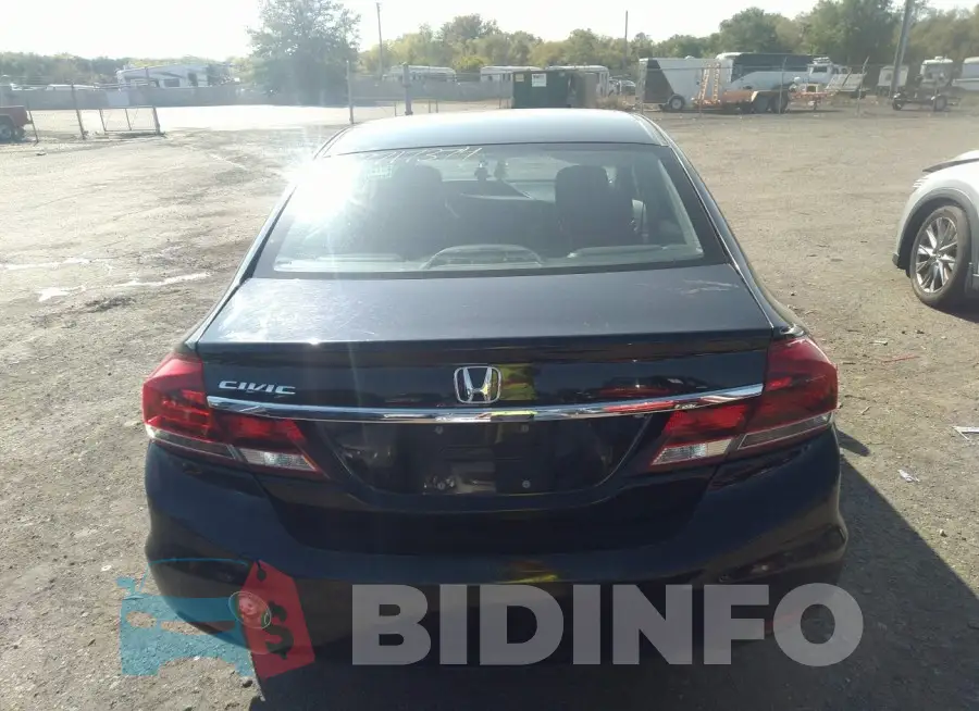 19XFB2F51FE266744 Photo# 16