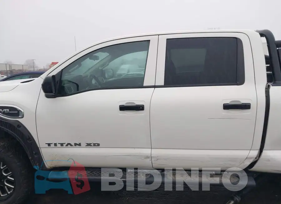 1N6AA1F37JN515152 Photo# 15