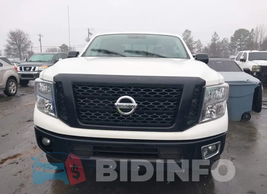 1N6AA1F37JN515152 Photo# 13