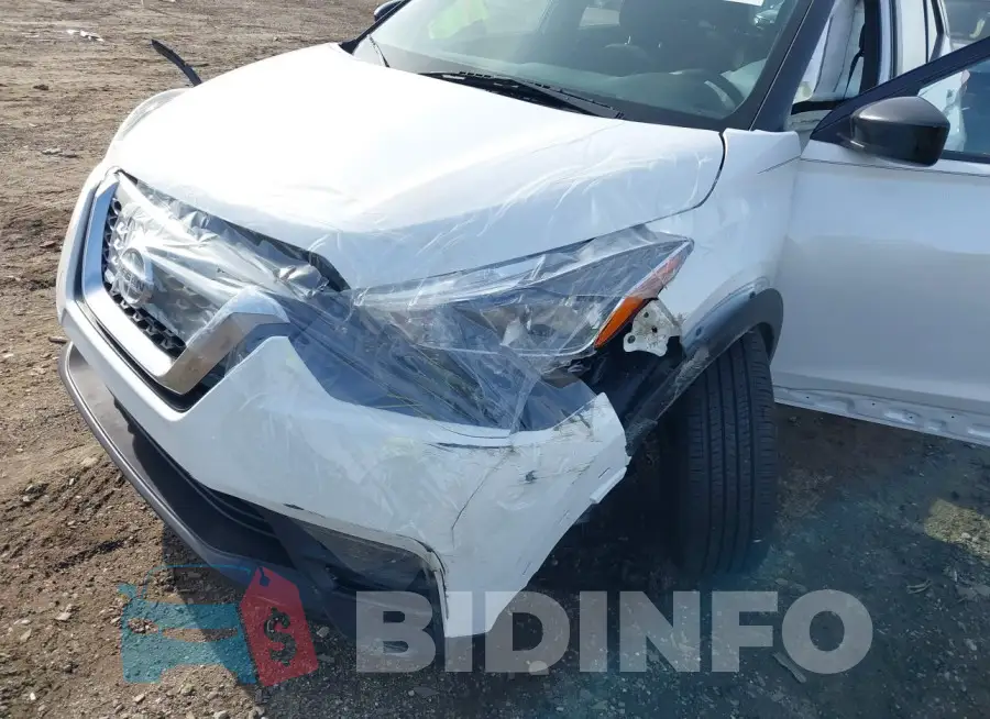 3N1CP5CU3KL516608 Photo# 6