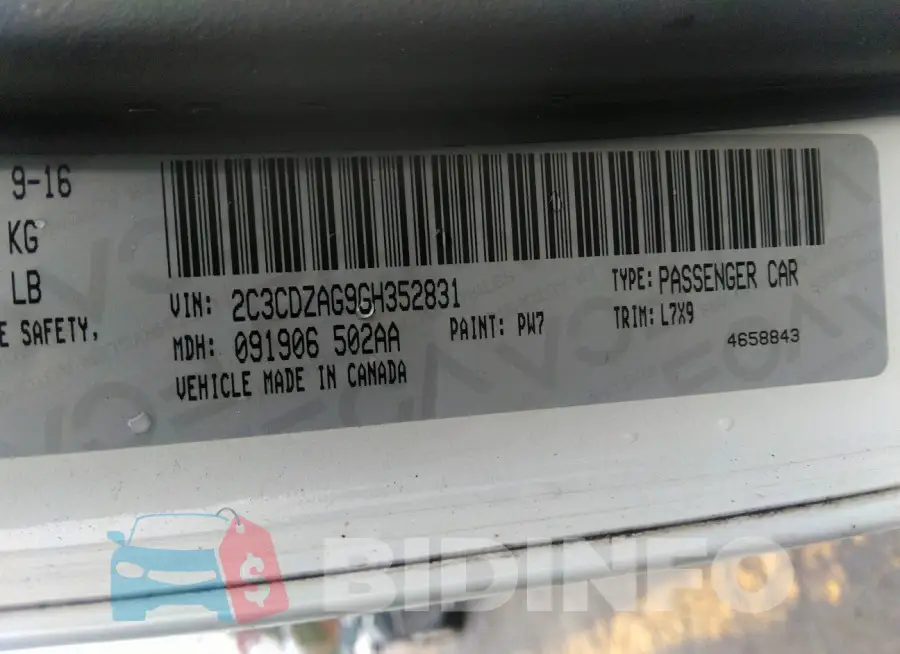 2C3CDZAG9GH352831 Photo# 9