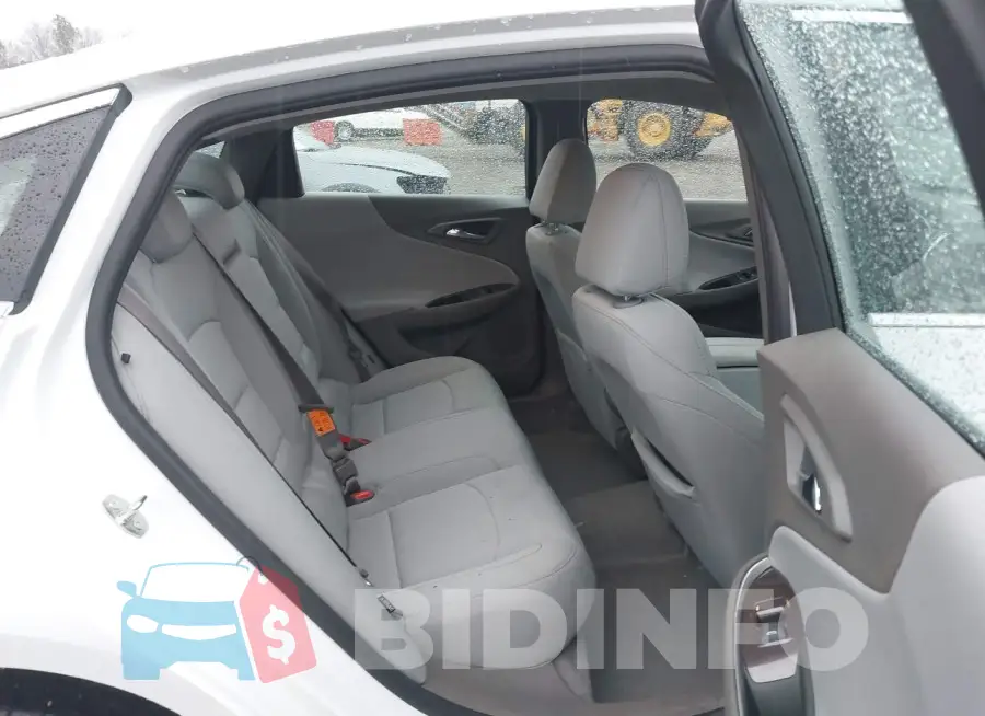 1G1ZD5ST3JF273473 Photo# 8