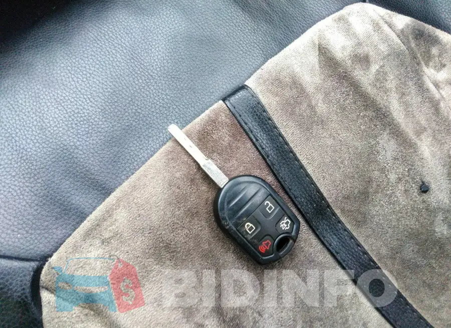 3FADP4EJ1KM137590 Photo# 11