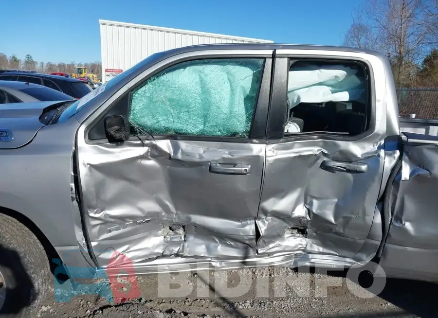 1C6SRFBT9NN138033 Photo# 6