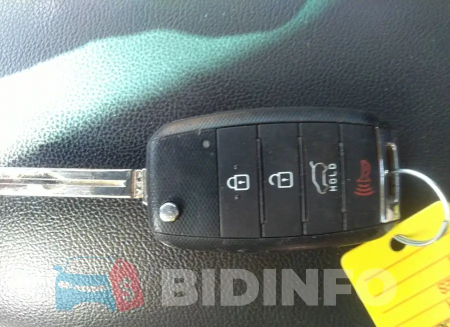 KNDJN2A20G7310054 Photo# 11