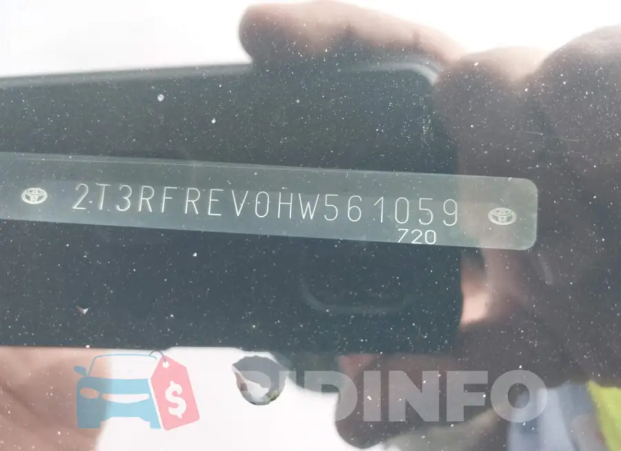 2T3RFREV0HW561059 Photo# 9
