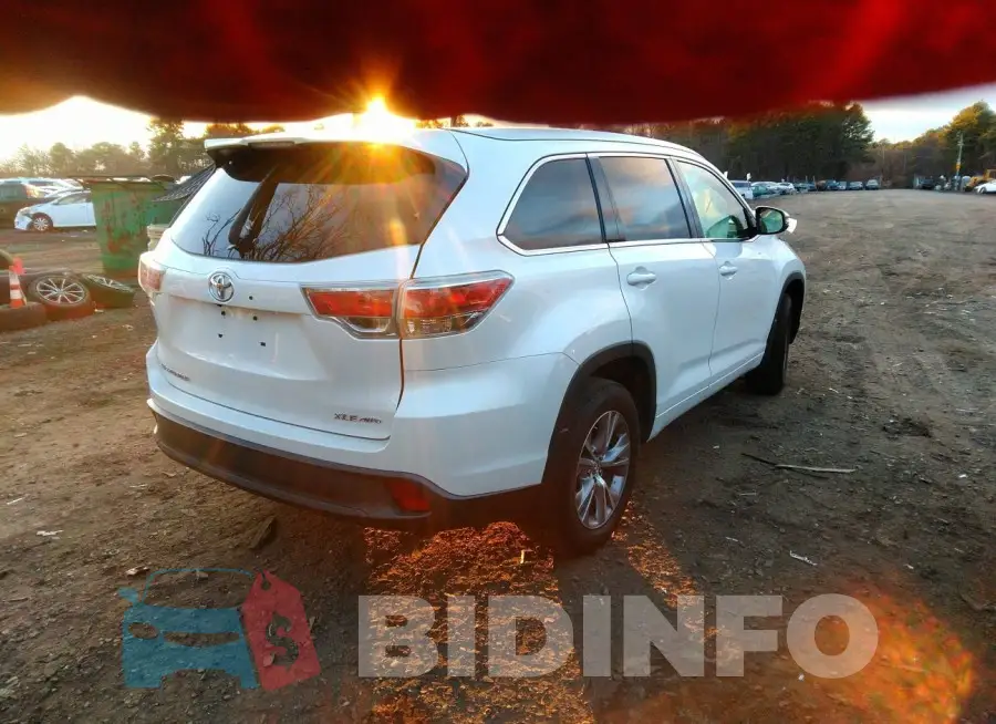5TDJKRFH3FS159729 Photo# 4
