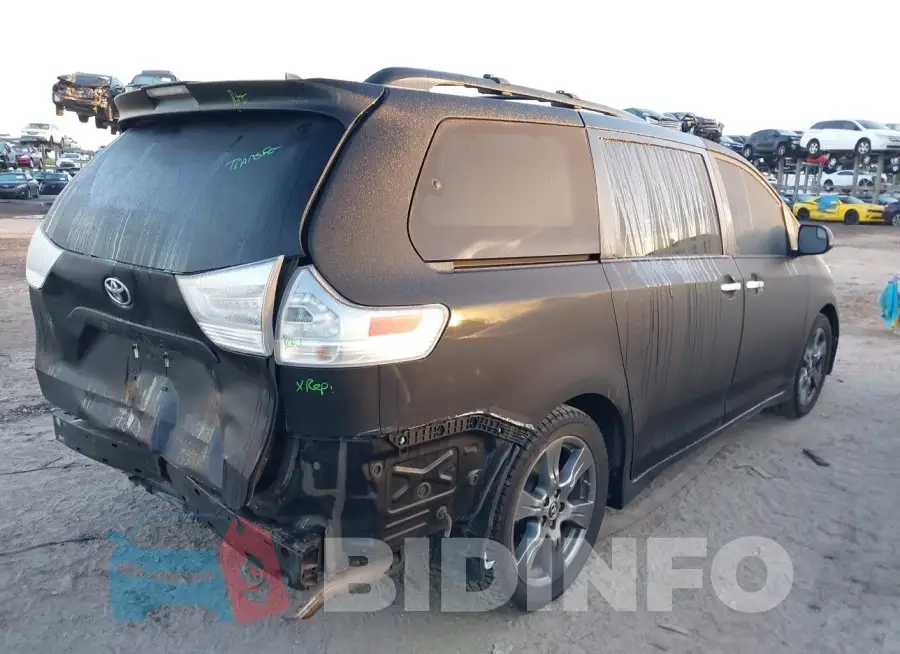 5TDXZ3DC2JS946819 Photo# 4