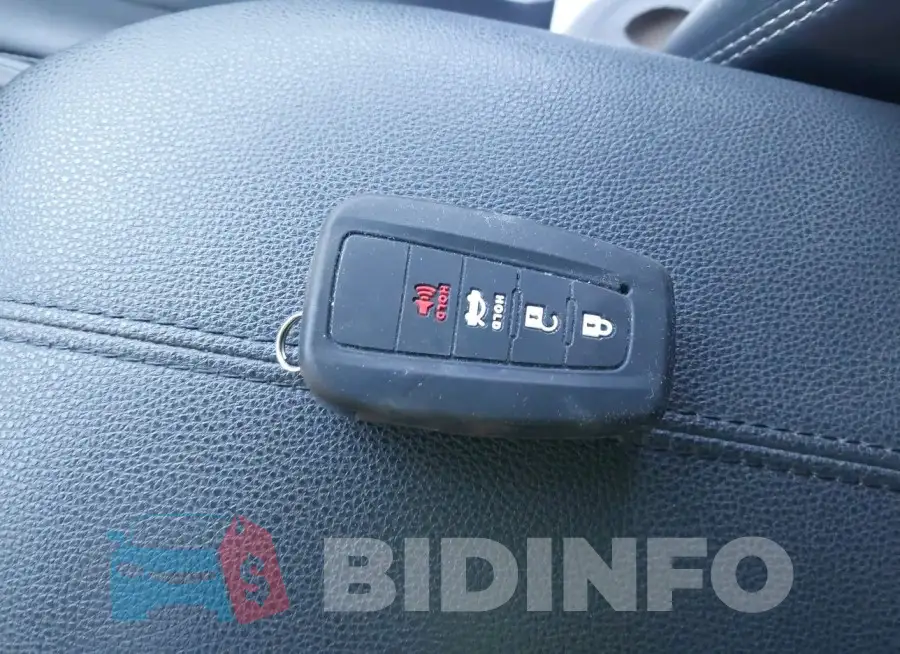 JTMA1RFV7KD020217 Photo# 11