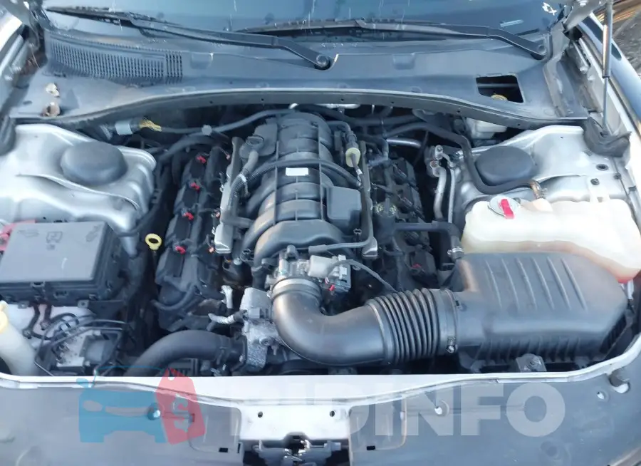 2C3CDXAT5FH796031 Photo# 10
