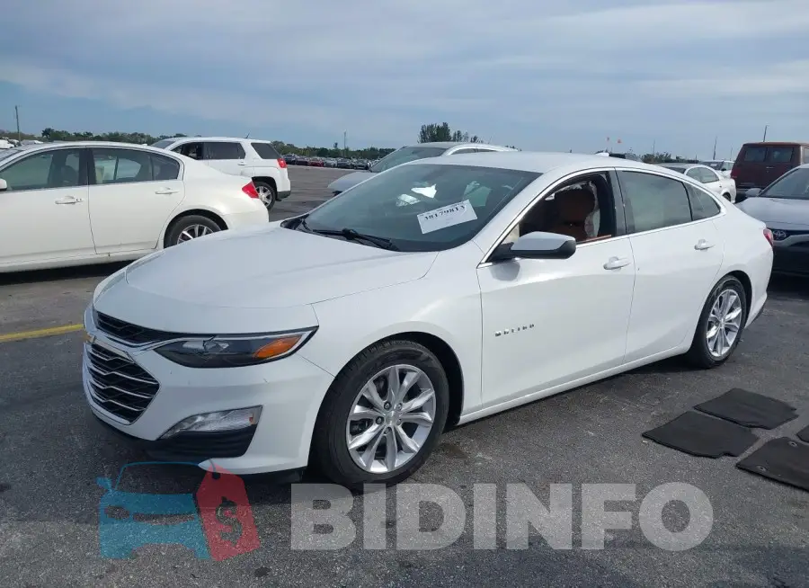 1G1ZD5ST0KF127632 Photo# 2