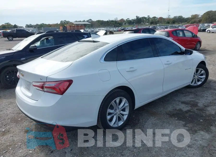 1G1ZD5ST5KF211462 Photo# 4