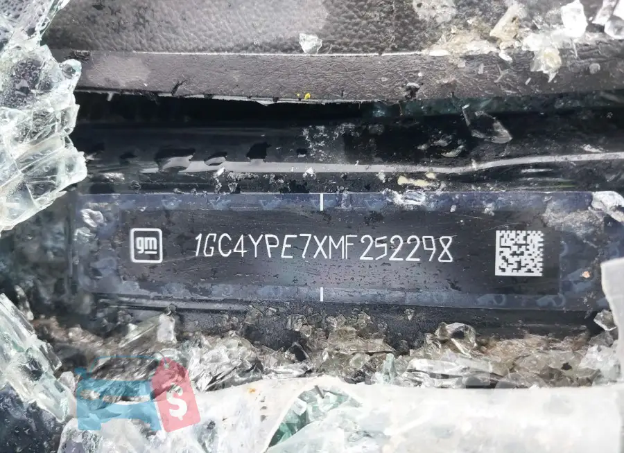 1GC4YPE7XMF252298 Photo# 9