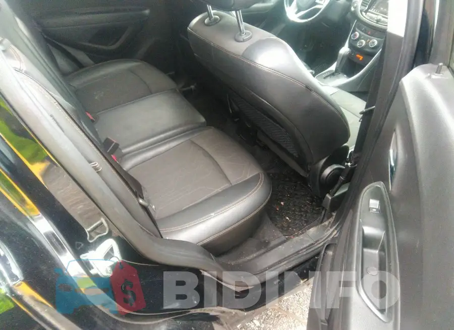 3GNCJPSB1KL214817 Photo# 8