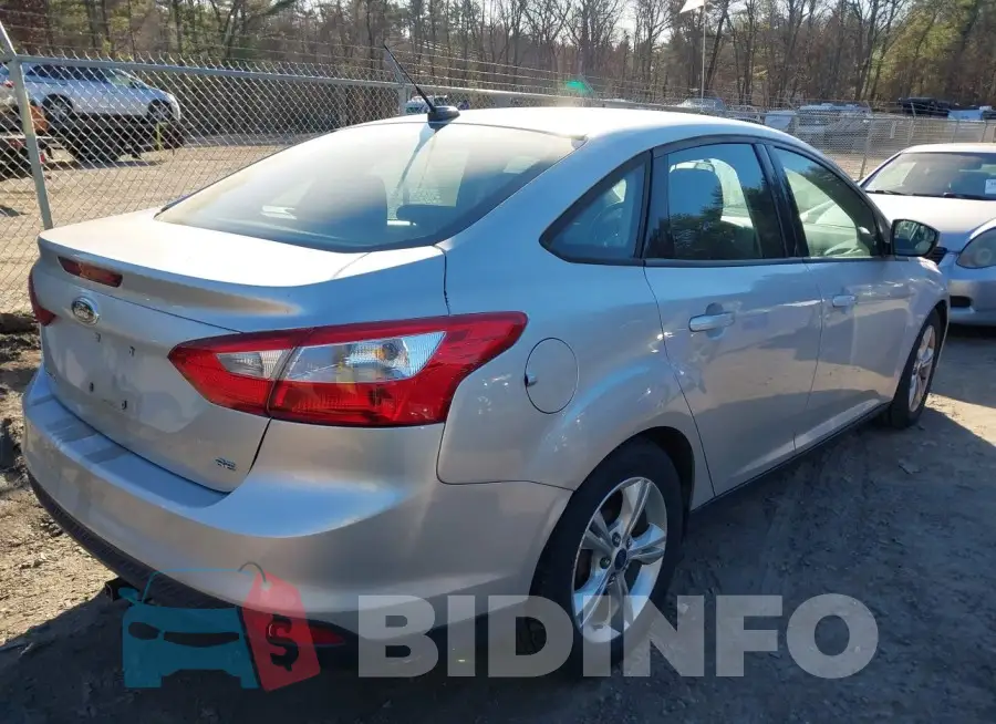 1FADP3F25EL308624 Photo# 4