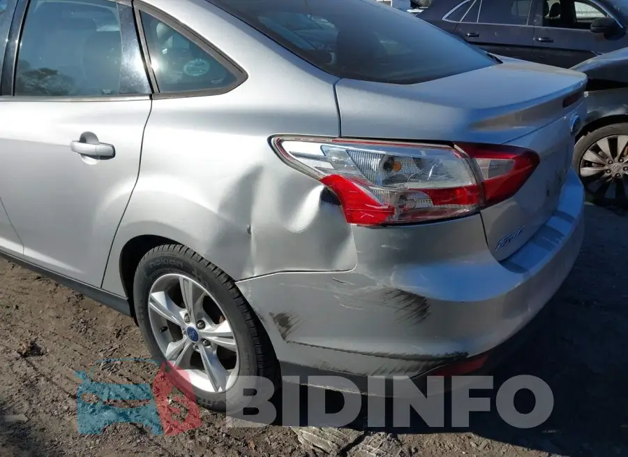 1FADP3F25EL308624 Photo# 6