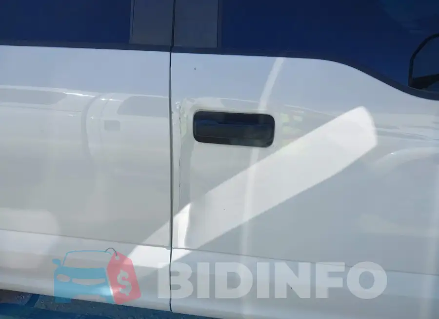 1FT7W2B64JEB97883 Photo# 6