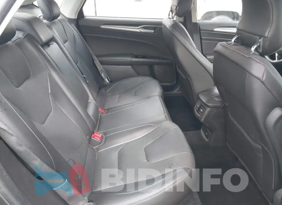 3FA6P0SU8ER299434 Photo# 8
