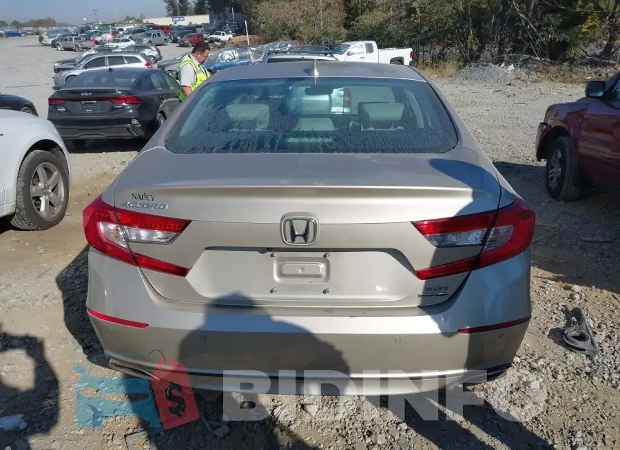 1HGCV2F90KA004287 Photo# 16