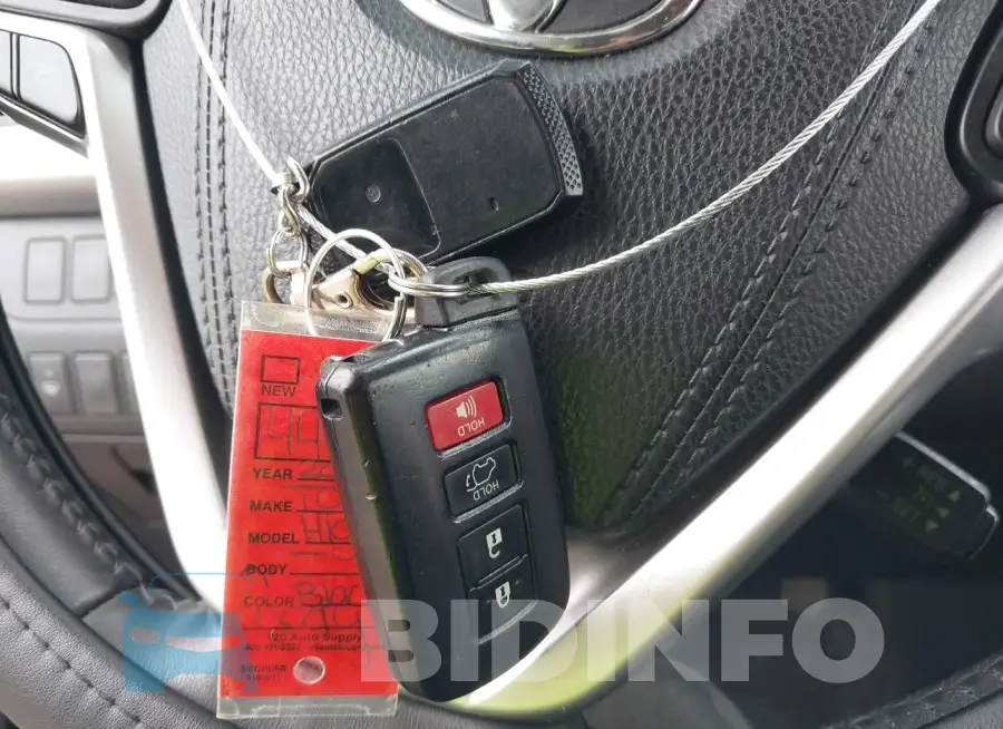 5TDJKRFH7FS214912 Photo# 11