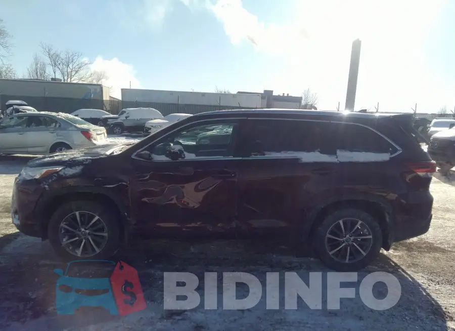 5TDJZRFH1JS875243 Photo# 14