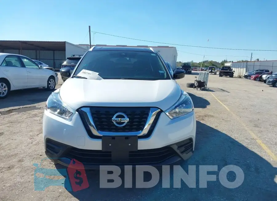 3N1CP5CV4LL553273 Photo# 12