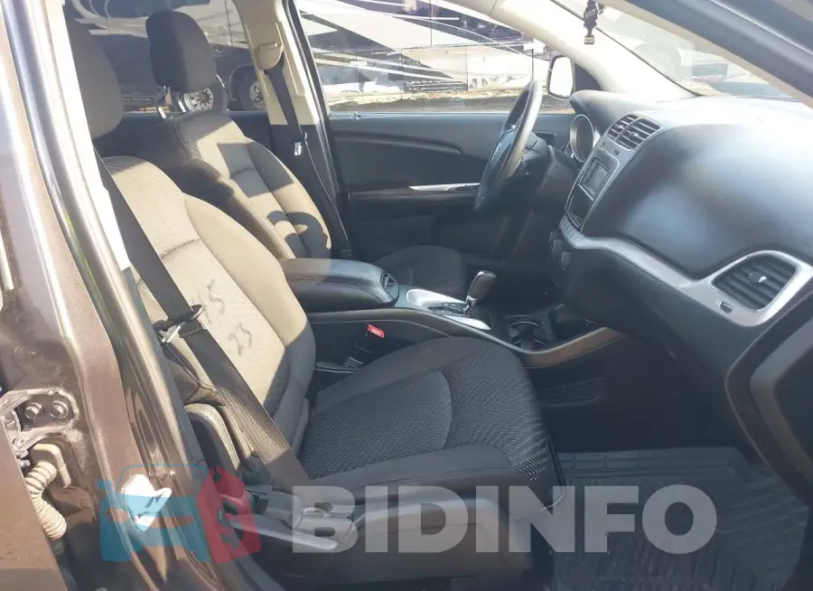 3C4PDCAB3GT230813 Photo# 5