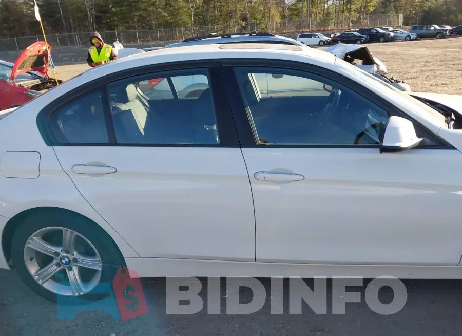 WBA3B5G55FNS16537 Photo# 13