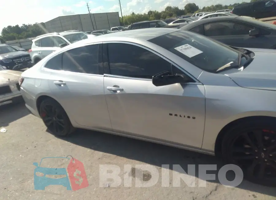 1G1ZD5ST8LF137018 Photo# 13