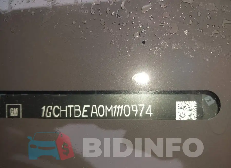 1GCHTBEA0M1110974 Photo# 9