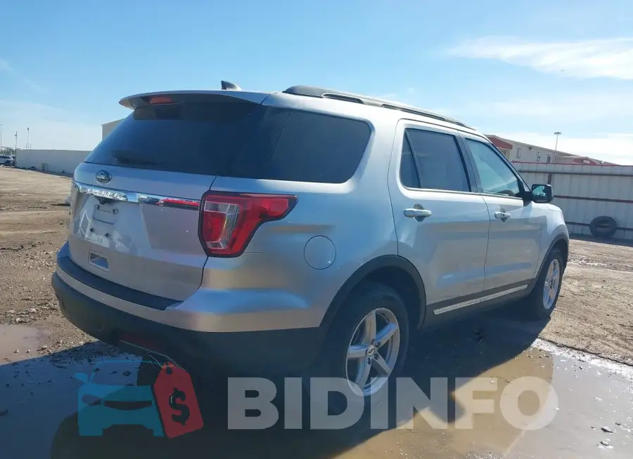 1FM5K7D86JGB29888 Photo# 4