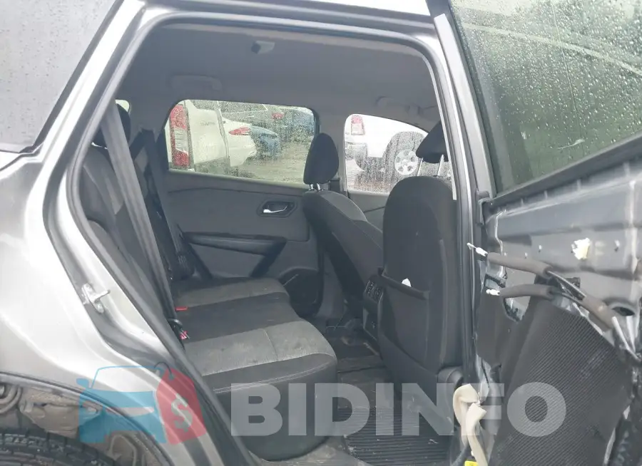 JN8BT3BA3PW410410 Photo# 8