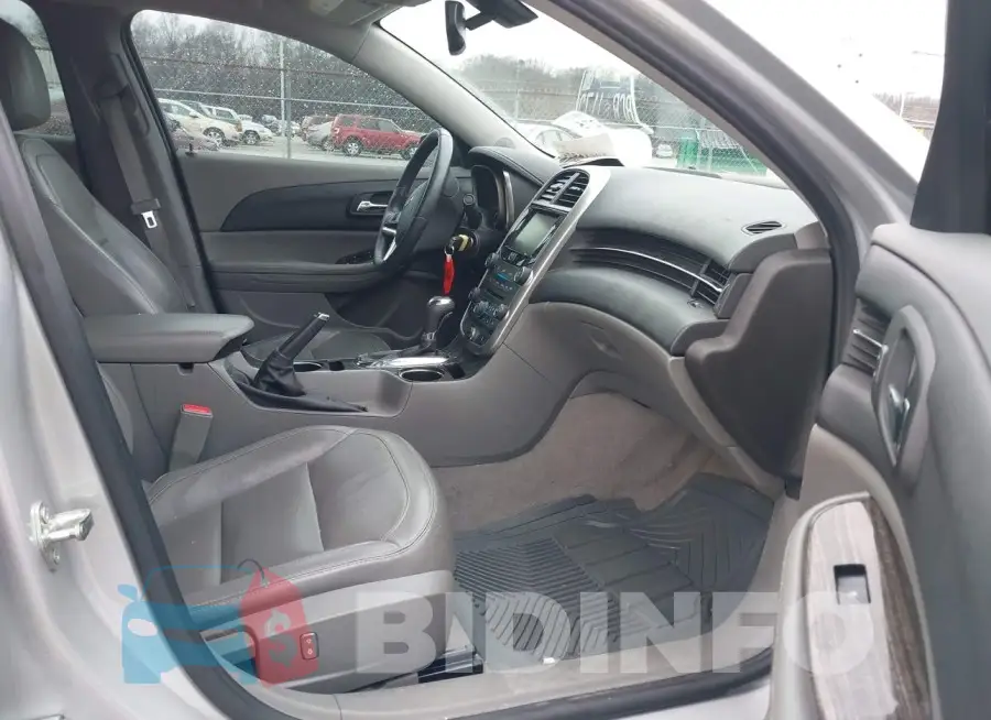 1G11D5SL1FF224468 Photo# 5