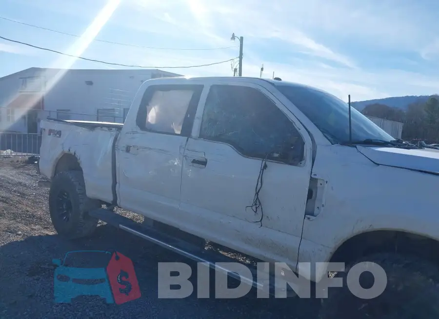 1FT7W2B63JEB04528 Photo# 6