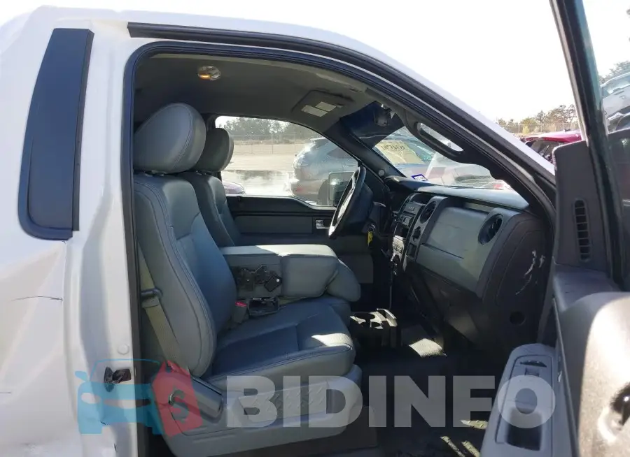 1FTMF1EM9EKD59652 Photo# 5