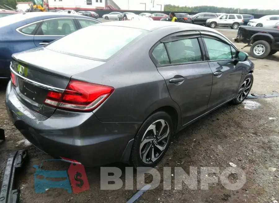 19XFB2F55FE025446 Photo# 4