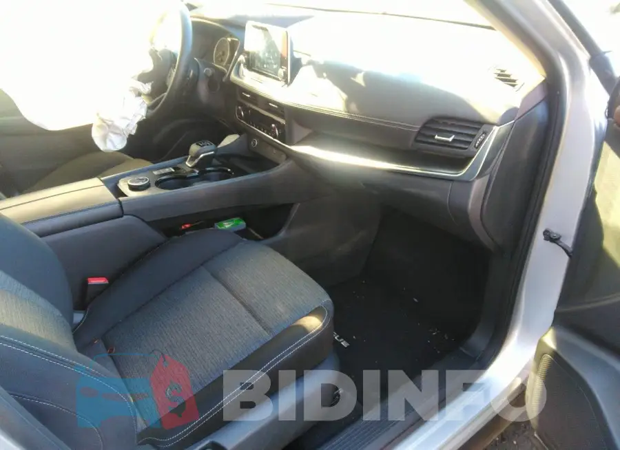 5N1BT3BB6PC767677 Photo# 5