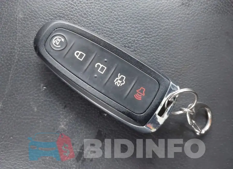 1FADP5CU2EL501184 Photo# 11