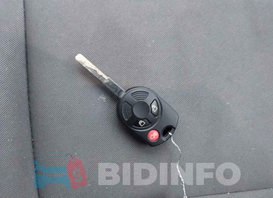1FMCU0G96GUA65083 Photo# 11