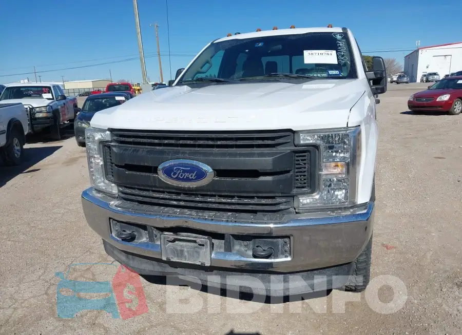 1FT7W2B61JEC85628 Photo# 6
