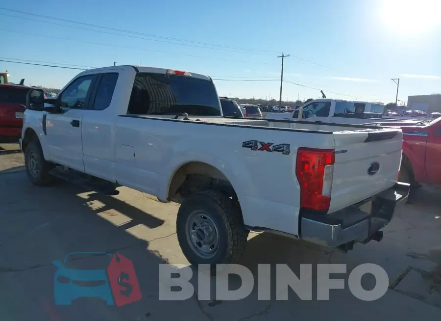 1FT7X2B62KEE53064 Photo# 3