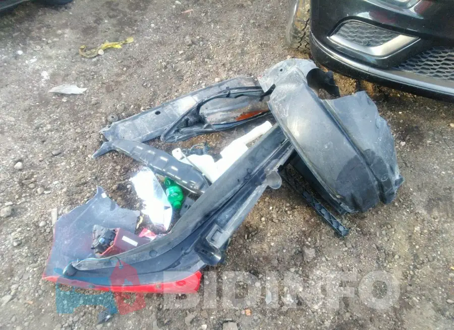 3FADP4EJ4FM109174 Photo# 12