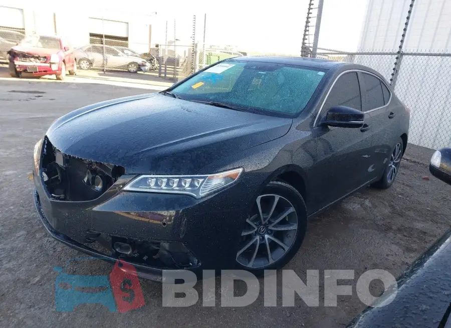19UUB2F79FA001535 Photo# 2