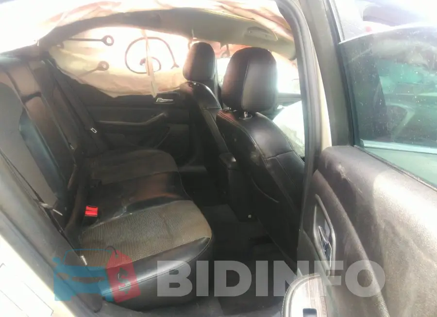 1G11D5SL1FF261035 Photo# 8