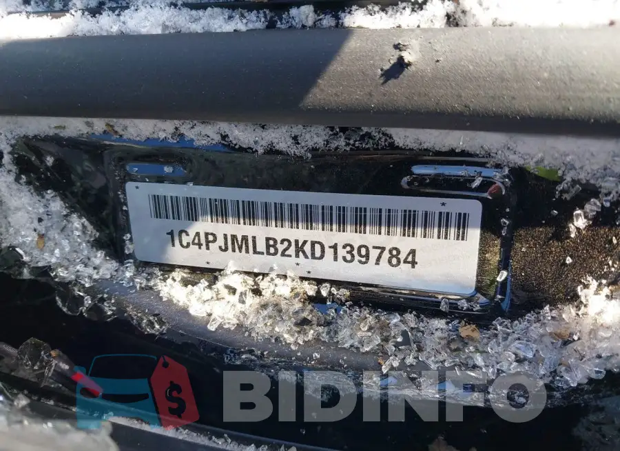 1C4PJMLB2KD139784 Photo# 9